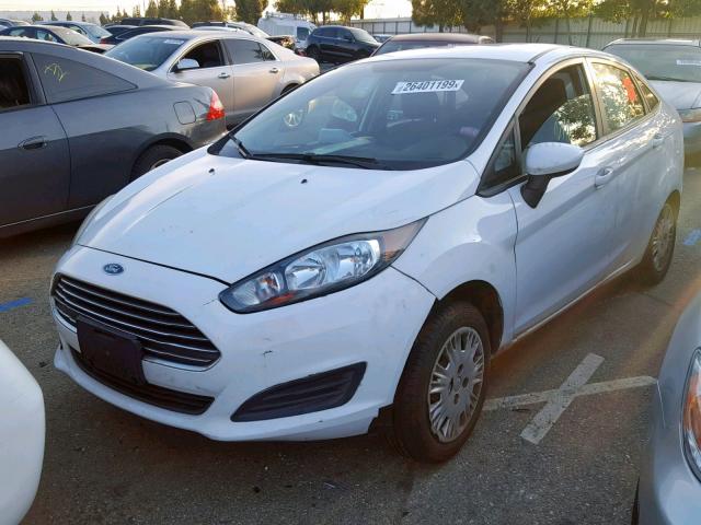 3FADP4AJ2EM117763 - 2014 FORD FIESTA S WHITE photo 2