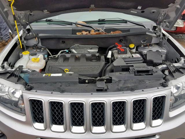 1C4NJDBB9GD631633 - 2016 JEEP COMPASS SP SILVER photo 7