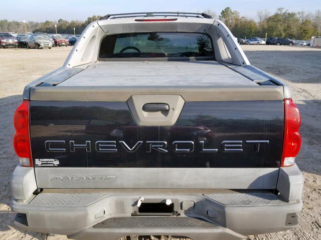 3GNEK13T52G245992 - 2002 CHEVROLET AVALANCHE BLACK photo 9