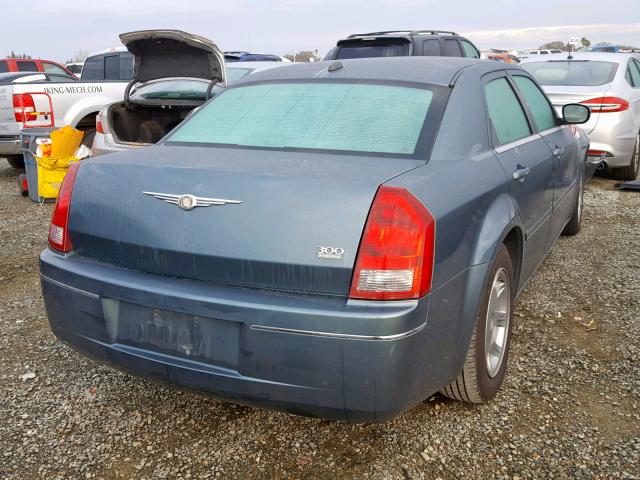 2C3AA53G15H608897 - 2005 CHRYSLER 300 TOURIN GREEN photo 4