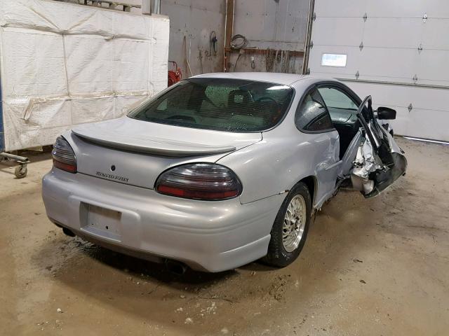 1G2WP12K3YF271433 - 2000 PONTIAC GRAND PRIX SILVER photo 4