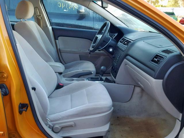 3FAHP06Z77R270511 - 2007 FORD FUSION S ORANGE photo 5