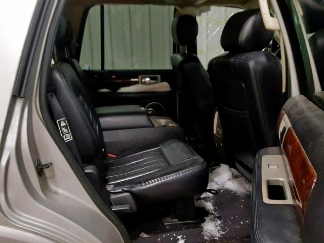 5LMFU28R43LJ33207 - 2003 LINCOLN NAVIGATOR SILVER photo 6