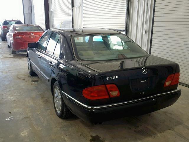 WDBJF55F9VA444913 - 1997 MERCEDES-BENZ E 320 BLACK photo 3