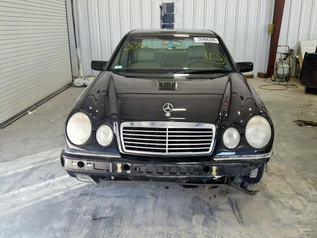 WDBJF55F9VA444913 - 1997 MERCEDES-BENZ E 320 BLACK photo 9