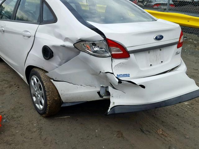 3FADP4AJ6BM147697 - 2011 FORD FIESTA S WHITE photo 9