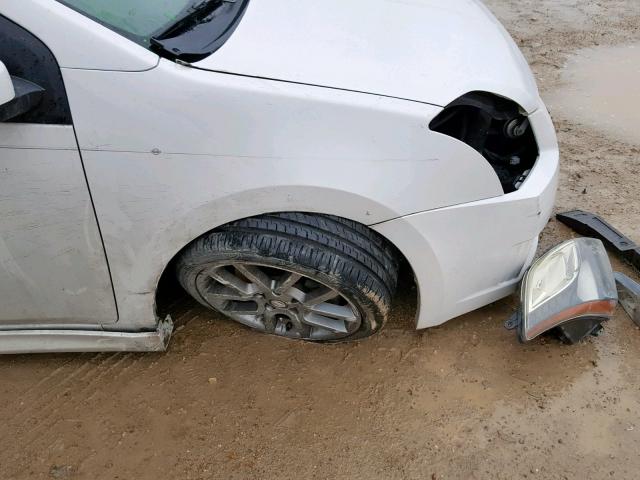 3N1BB6AP7BL661454 - 2011 NISSAN SENTRA SE- WHITE photo 9