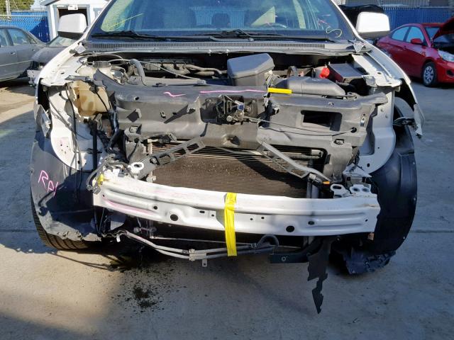 2FMDK3JC9BBA31606 - 2011 FORD EDGE SEL WHITE photo 9