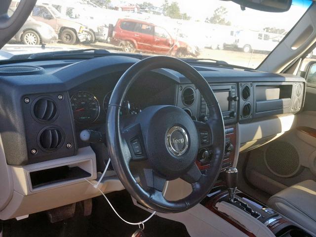 1J8HG58206C170795 - 2006 JEEP COMMANDER BLACK photo 9