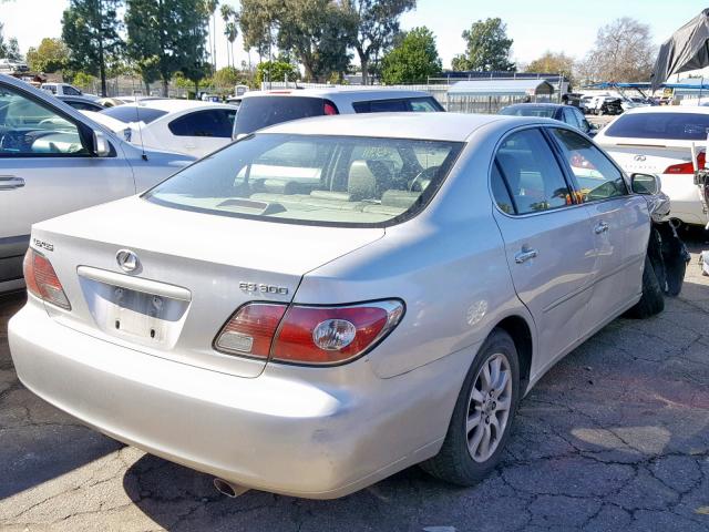 JTHBF30GX20065154 - 2002 LEXUS ES 300 SILVER photo 4