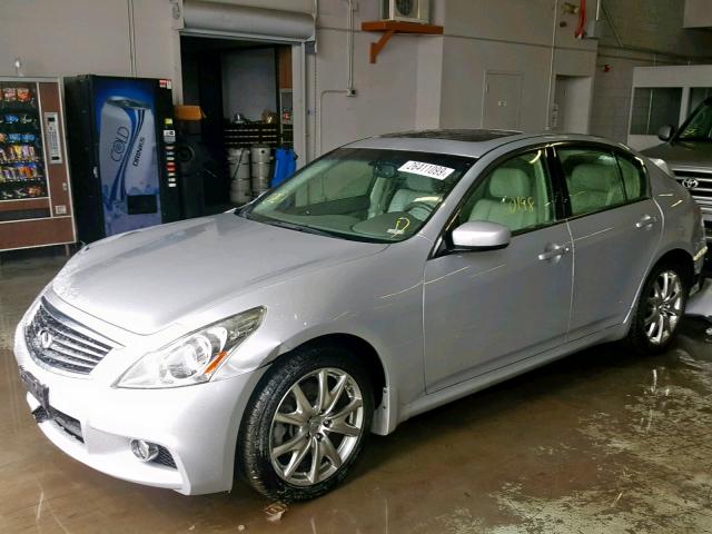 JN1CV6AR6DM753497 - 2013 INFINITI G37 SILVER photo 2