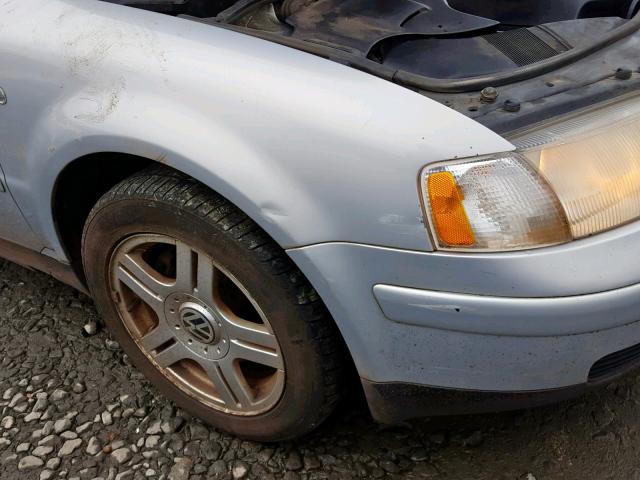 WVWLH63B21E036525 - 2001 VOLKSWAGEN PASSAT GLX Gümüş foto 9