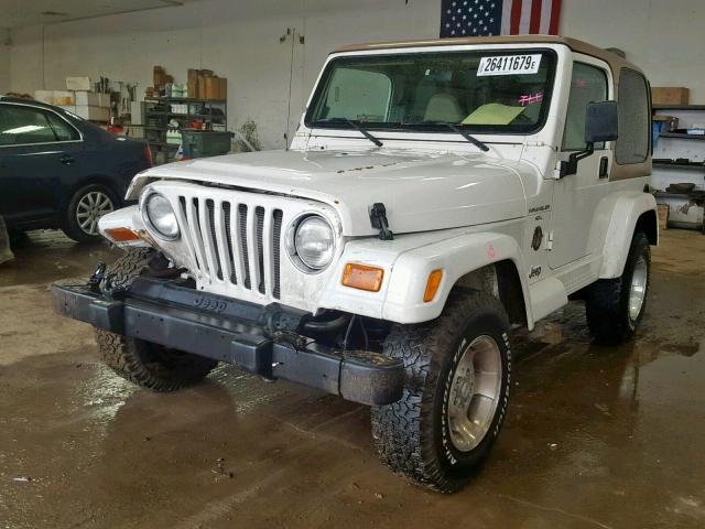 1J4FA59S7YP770167 - 2000 JEEP WRANGLER / WHITE photo 2