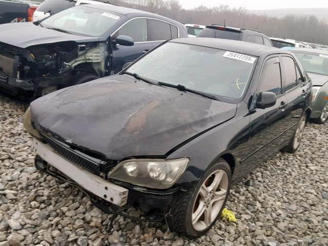 JTHBD192520048733 - 2002 LEXUS IS 300 BLACK photo 2