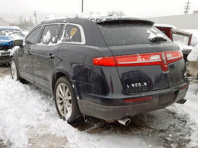 2LMHJ5AT9ABJ16268 - 2010 LINCOLN MKT BLACK photo 3