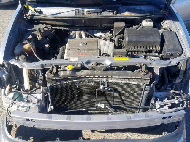 JTJHF10U820256106 - 2002 LEXUS RX 300 SILVER photo 7