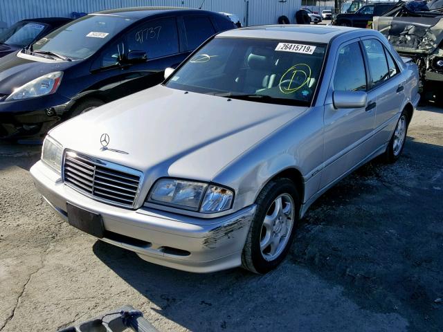 WDBHA24G7YA847508 - 2000 MERCEDES-BENZ C 230 SILVER photo 2