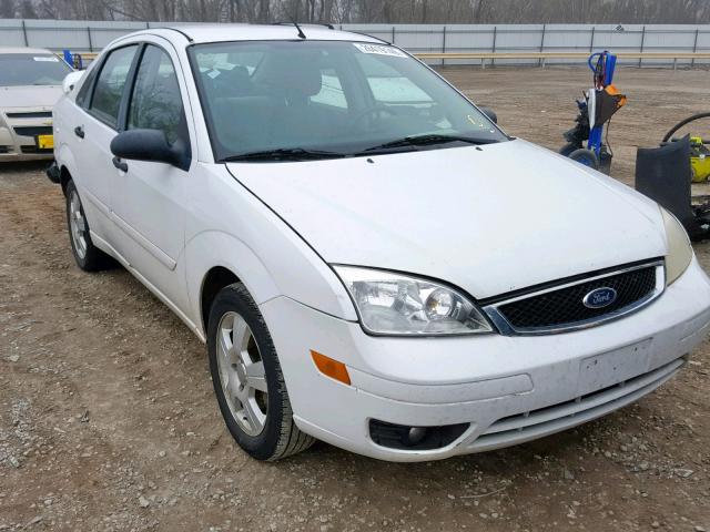 1FAFP34N57W212029 - 2007 FORD FOCUS ZX4 WHITE photo 1