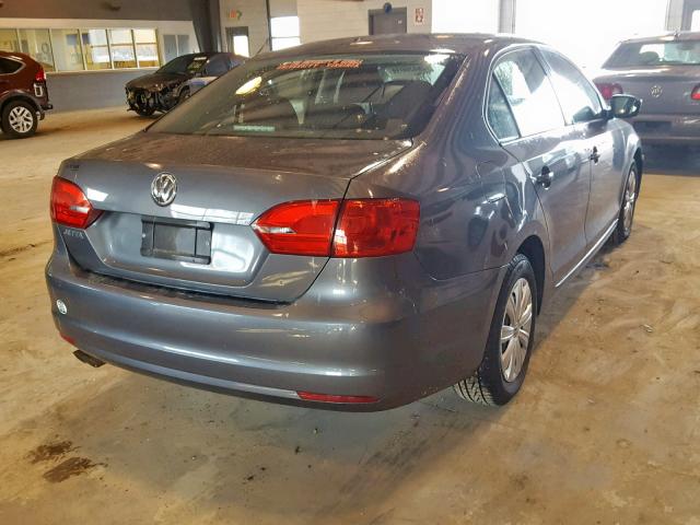 3VW2K7AJ9BM390127 - 2011 VOLKSWAGEN JETTA BASE 灰色 照片 4