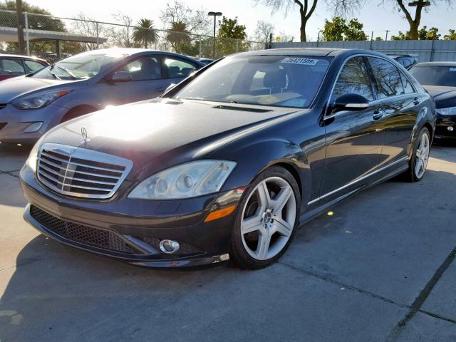 WDDNG71X77A084219 - 2007 MERCEDES-BENZ S 550 BLACK photo 2