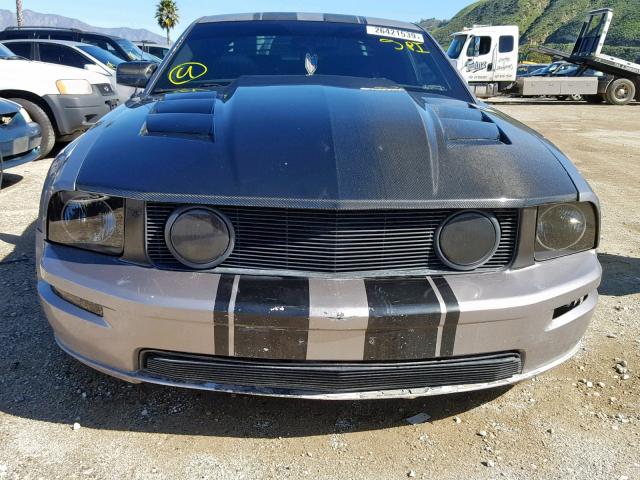 1ZVHT82H675227540 - 2007 FORD MUSTANG GT GRAY photo 9