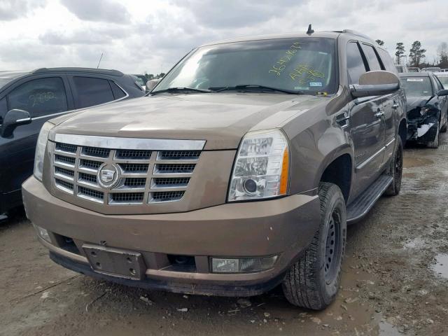 1GYEC63847R401102 - 2007 CADILLAC ESCALADE L BEIGE photo 2