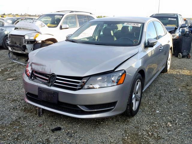 1VWBP7A35CC101735 - 2012 VOLKSWAGEN PASSAT SE SILVER photo 2