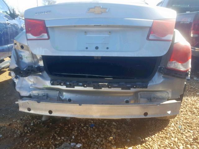 1G1PA5SH8D7327019 - 2013 CHEVROLET CRUZE LS SILVER photo 9