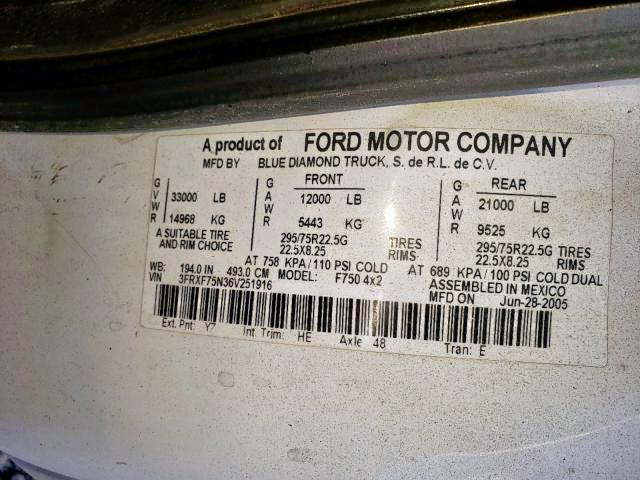 3FRXF75N36V251916 - 2006 FORD F750 SUPER WHITE photo 10