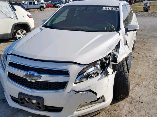 1G11C5SA0DF221804 - 2013 CHEVROLET MALIBU 1LT თეთრი ფოტო 9