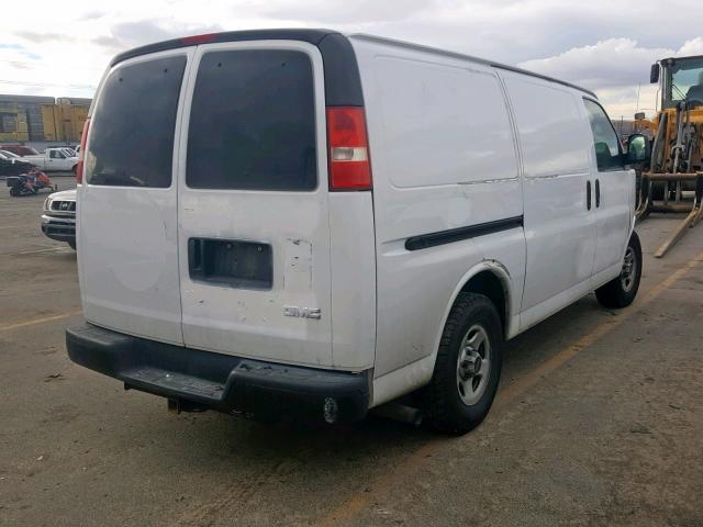 1GTEG15X161152174 - 2006 GMC SAVANA G15 WHITE photo 4