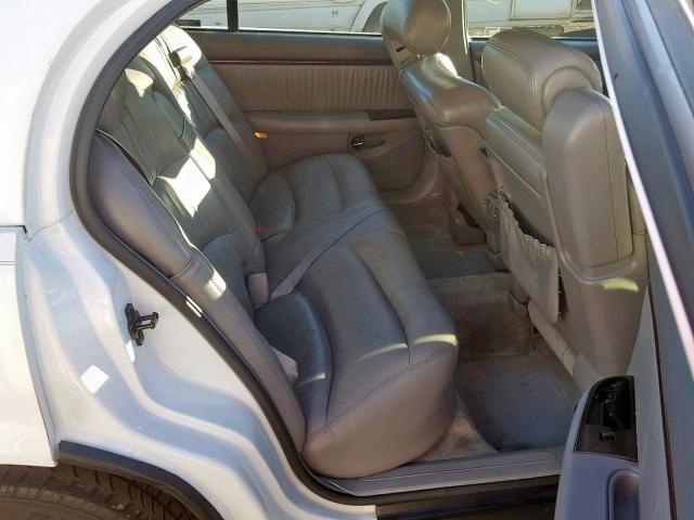 1G4CU5211V4620064 - 1997 BUICK PARK AVENU WHITE photo 6