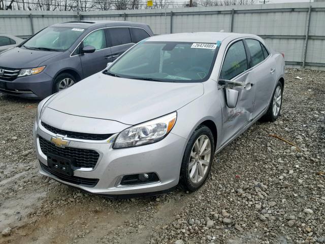 1G11F5SL2FF302847 - 2015 CHEVROLET MALIBU LTZ 银色 照片 2