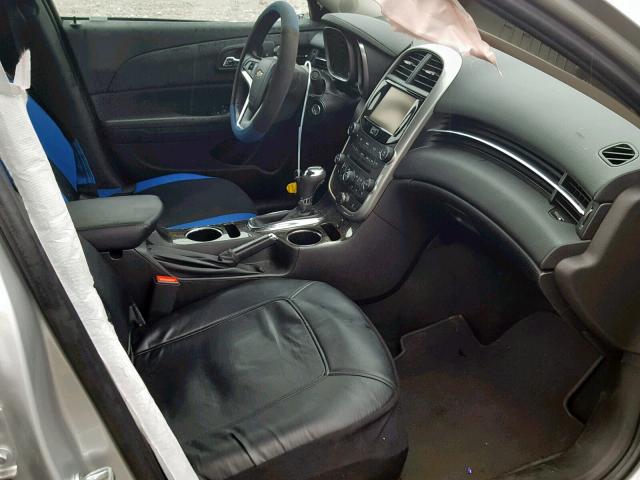 1G11F5SL2FF302847 - 2015 CHEVROLET MALIBU LTZ 银色 照片 5