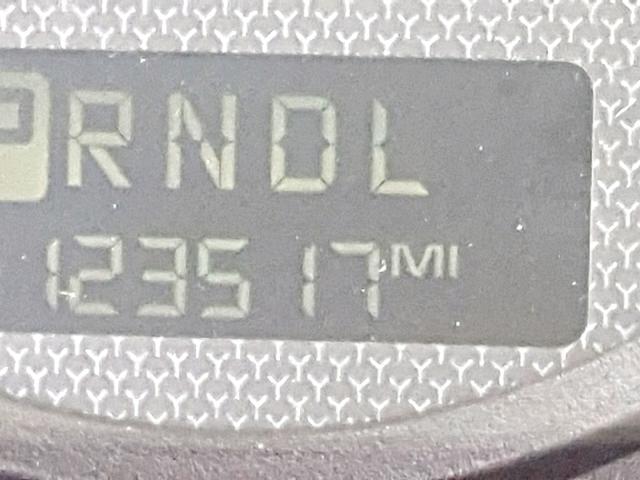 1G1ZT52844F111760 - 2004 CHEVROLET MALIBU LS 银色 照片 8