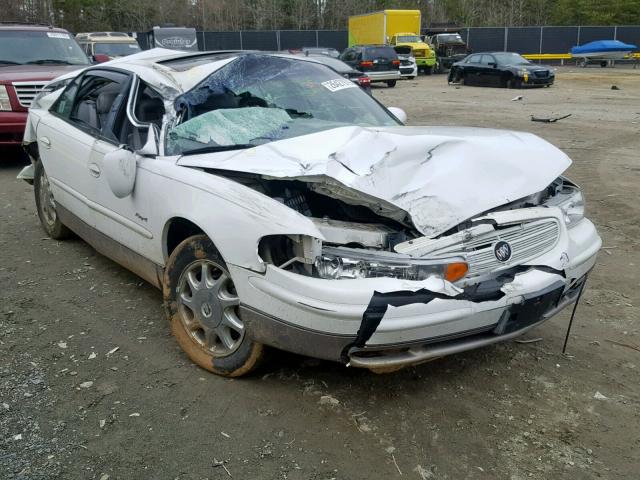 2G4WF5516Y1286679 - 2000 BUICK REGAL GS WHITE photo 1