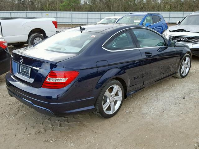 WDDGJ4HB7DG033086 - 2013 MERCEDES-BENZ C 250 BLUE photo 4