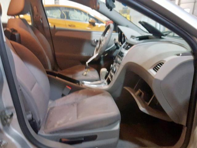 1G1ZB5E07CF155324 - 2012 CHEVROLET MALIBU LS SILVER photo 5