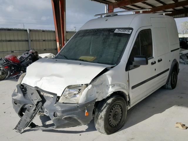 NM0LS7AN2BT069457 - 2011 FORD TRANSIT CO WHITE photo 2