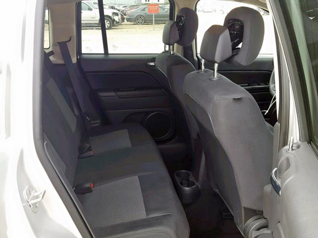 1C4NJCBA9DD210914 - 2013 JEEP COMPASS SP 银色 照片 6