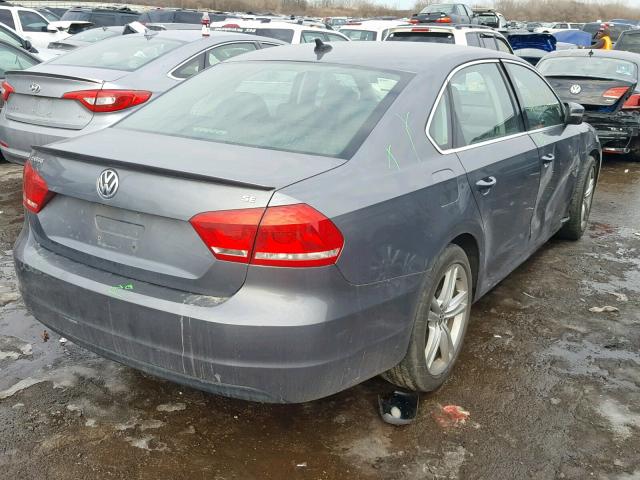 1VWBH7A35DC112815 - 2013 VOLKSWAGEN PASSAT SE GRAY photo 4