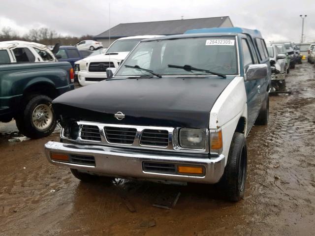 1N6SD16SXSC459966 - 1995 NISSAN TRUCK KING TWO TONE photo 2