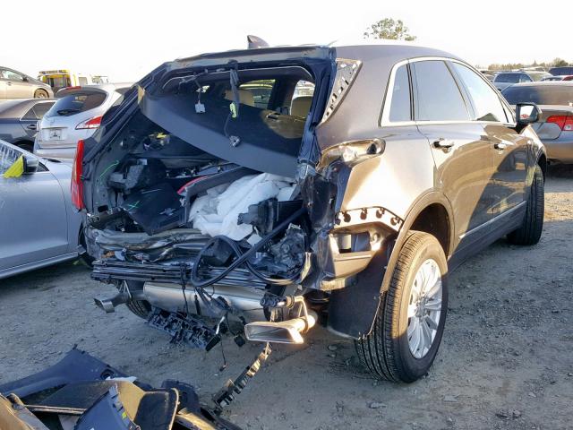 1GYKNARS8JZ130796 - 2018 CADILLAC XT5 GRAY photo 4