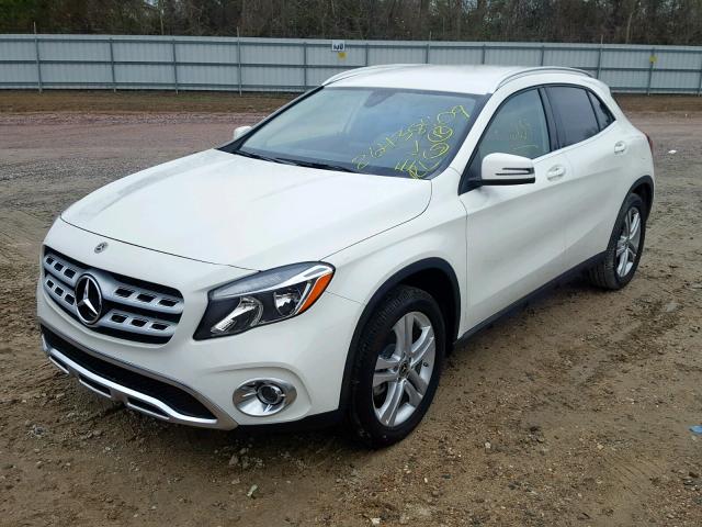 WDCTG4EB4JJ441162 - 2018 MERCEDES-BENZ GLA 250 WHITE photo 2