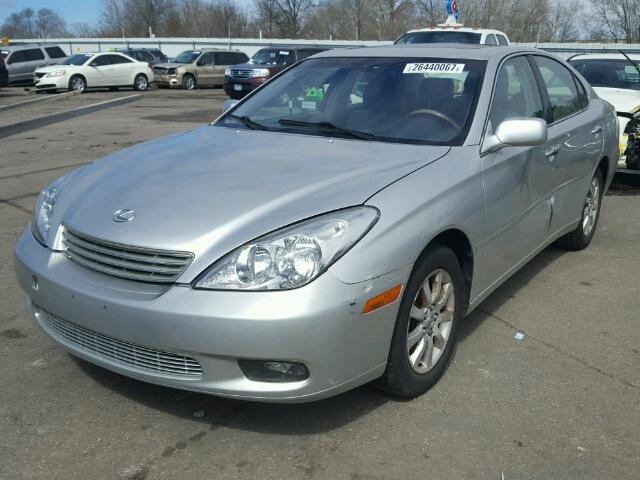 JTHBF30G025024762 - 2002 LEXUS ES 300 SILVER photo 2