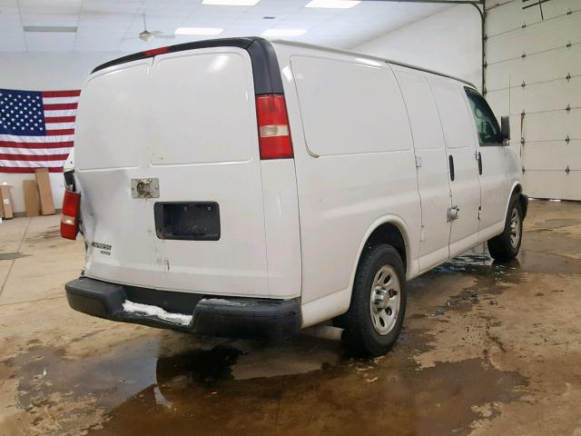 1GCSGAFXXD1191537 - 2013 CHEVROLET EXPRESS G1 WHITE photo 4