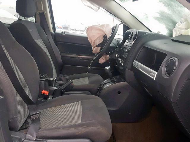 1C4NJDBB1HD143715 - 2017 JEEP COMPASS SP ნაცრისფერი ფოტო 5