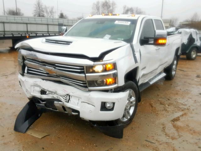 1GC1KXEY6HF199697 - 2017 CHEVROLET SILVERADO WHITE photo 9