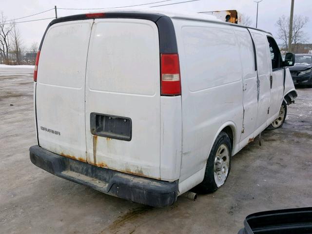 1GCUGADX3A1111860 - 2010 CHEVROLET EXPRESS G1 WHITE photo 4