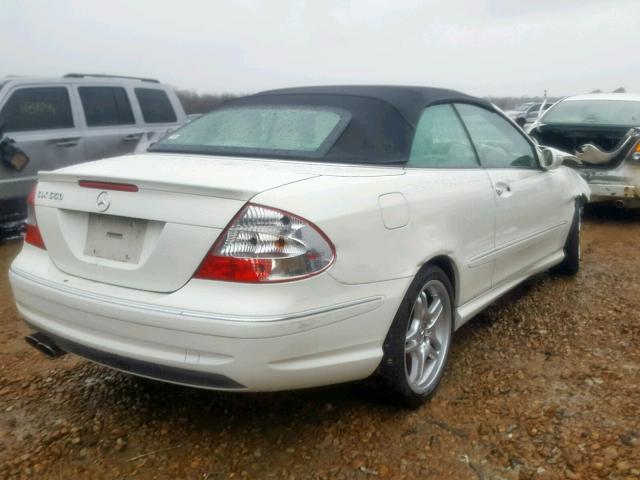 WDBTK72F88T095711 - 2008 MERCEDES-BENZ CLK 550 WHITE photo 4